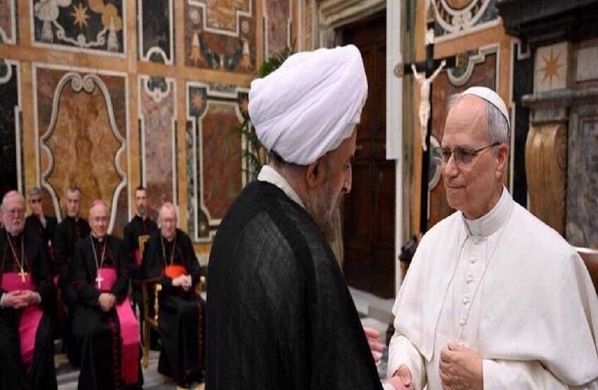 البابا ليو الرابع عشر يمنح سفير إيران لدى الفاتيكان أرفع وسام بابوي